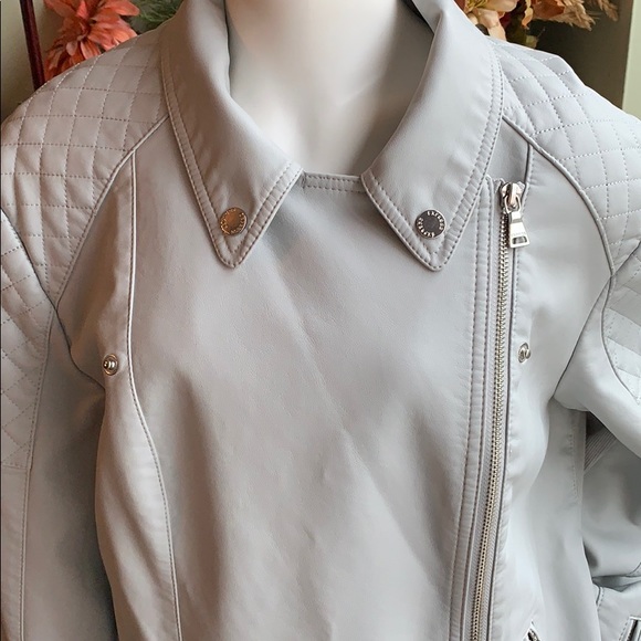 Jacket - Picture 8 of 16